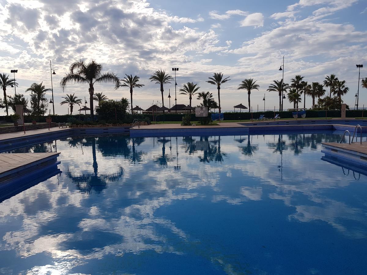 Luxury House 110 M2 On The Beach, Pool, Parking Torremolinos Exterior photo